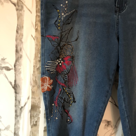 dg2 embroidered jeans